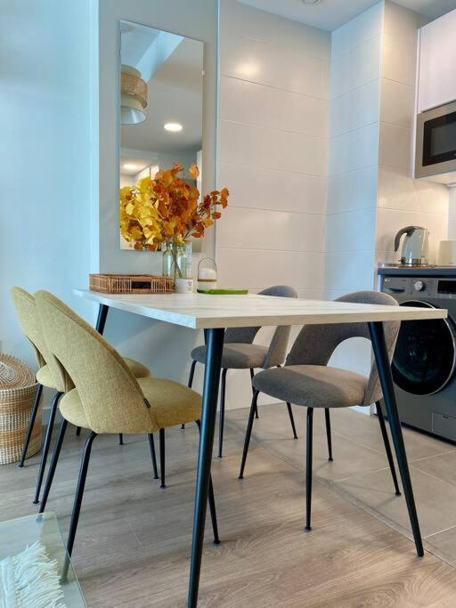 Nuevo Moderno Apartamento De Lujo Sevilla Exterior foto